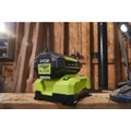 RYOBI RY36C60A gyors töltő, 6.0 Ah teljesítménnyel - 36V