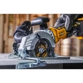 DEWALT DCS571NT-XJ 115mm-es akkus kézi körfűrész - 18V