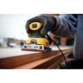 DEWALT DT3033-QZ tépőzáras csiszolópapír, 8 lyukú 115X115 - 120G