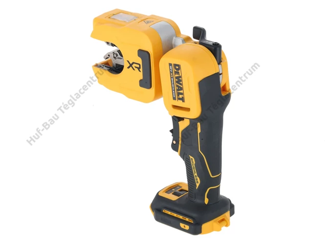 DEWALT DCE154N-XJ 18V-os rézcsővágó, akku és töltő nélküli kiszerelésben.