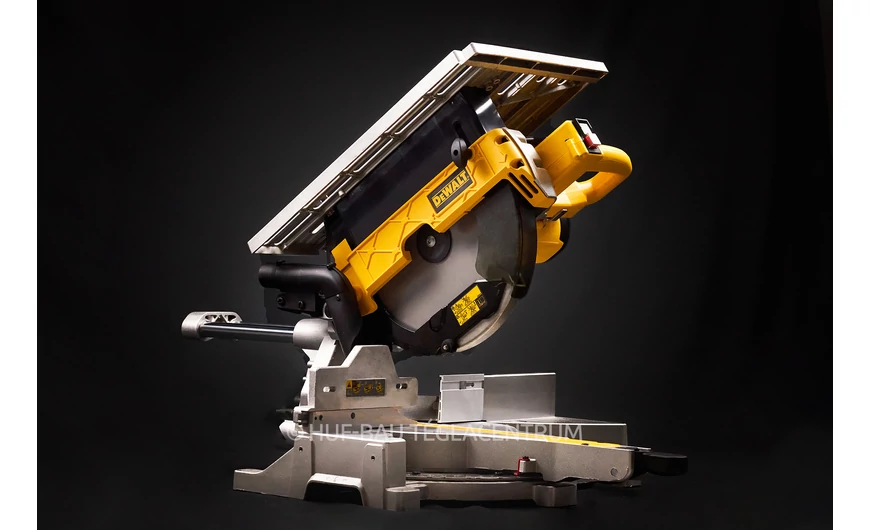 Vágni csak pontosan vagy sehogy! - DeWALT D27112-QS